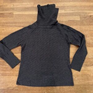 Liz Claiborne Cowl Neck Button Sweater – Size Medium M
 b12